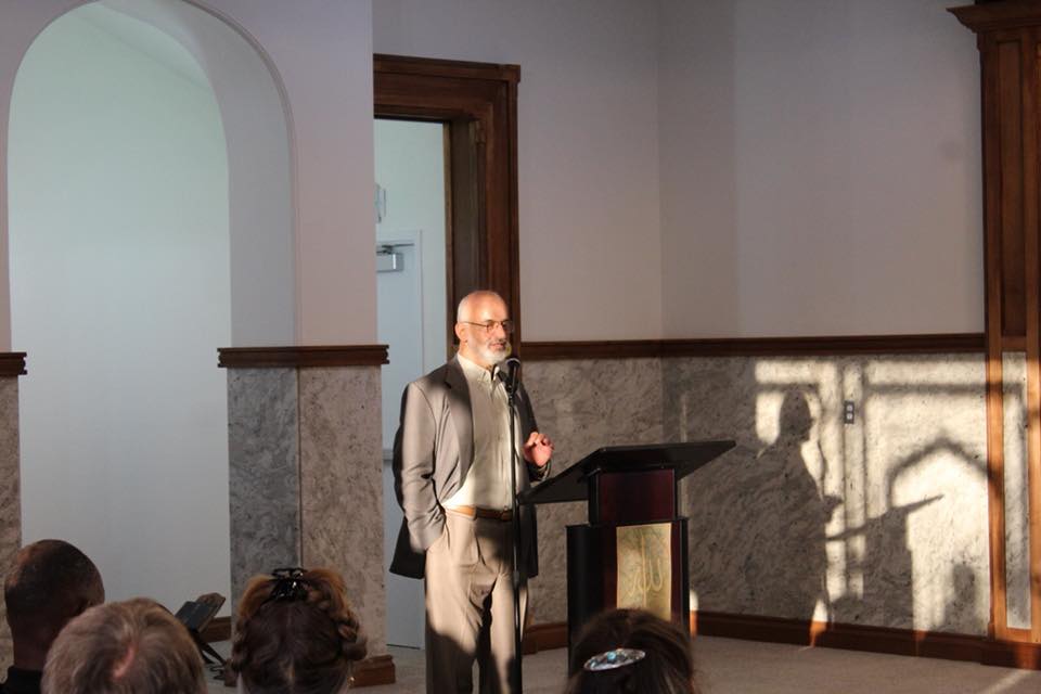 33112948_193442981303273_4766713043365134336_n